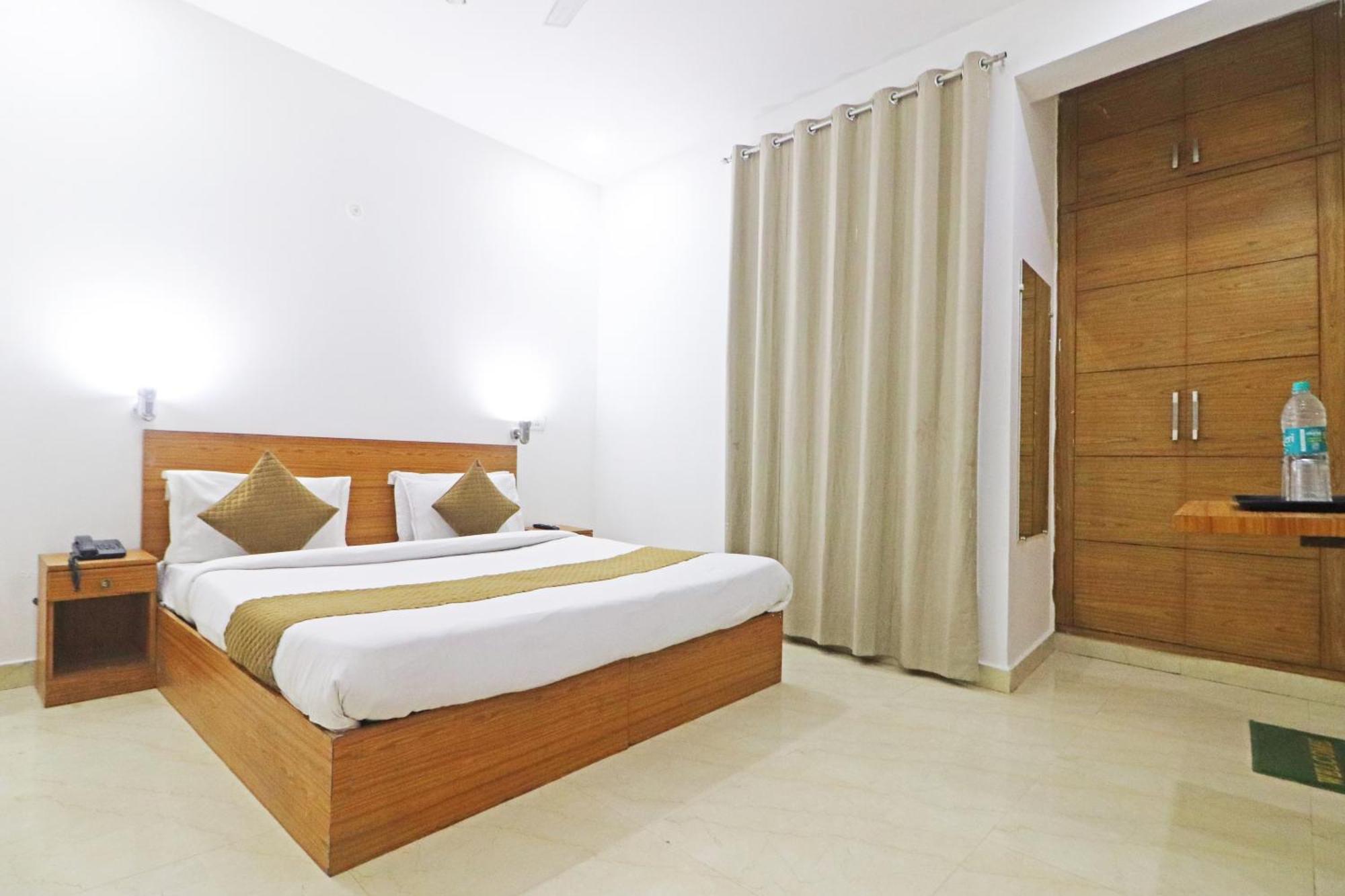 Hotel Trendy Residency - Couple Friendly Hotel Nowe Delhi Zewnętrze zdjęcie