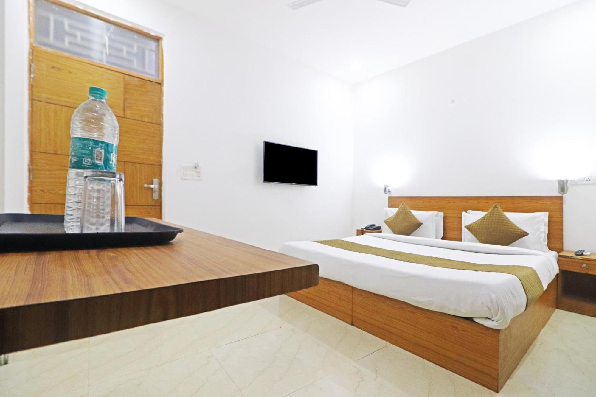 Hotel Trendy Residency - Couple Friendly Hotel Nowe Delhi Zewnętrze zdjęcie